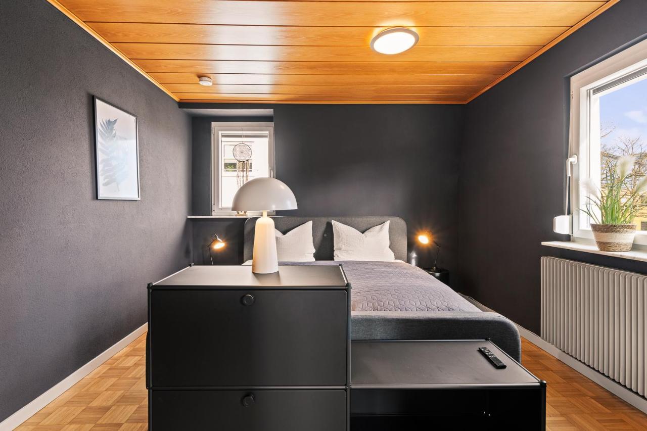 Apartment Fuer Bis Zu 6 Personen Mit Terrasse Und Klima Фридрихсхафен Экстерьер фото