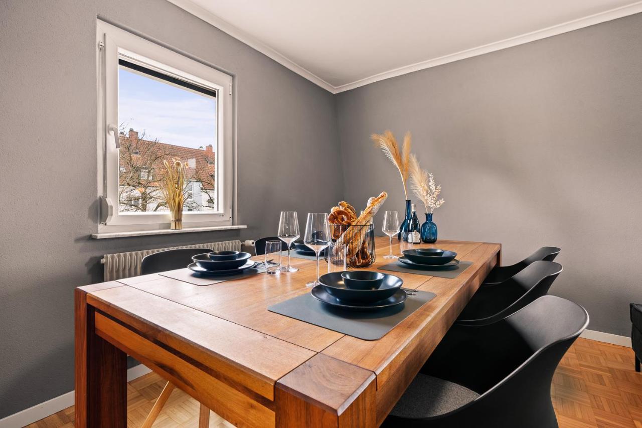 Apartment Fuer Bis Zu 6 Personen Mit Terrasse Und Klima Фридрихсхафен Экстерьер фото